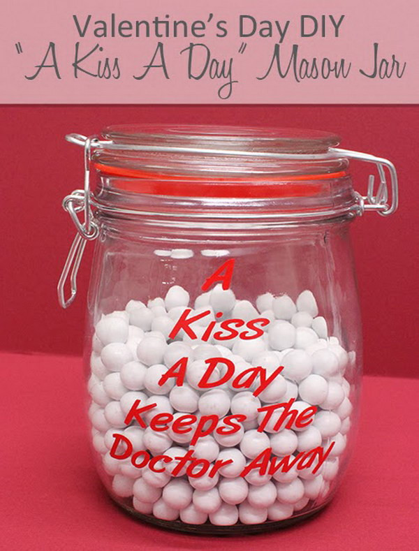 Online Valentines Gift Ideas
 55 DIY Mason Jar Gift Ideas for Valentine’s Day
