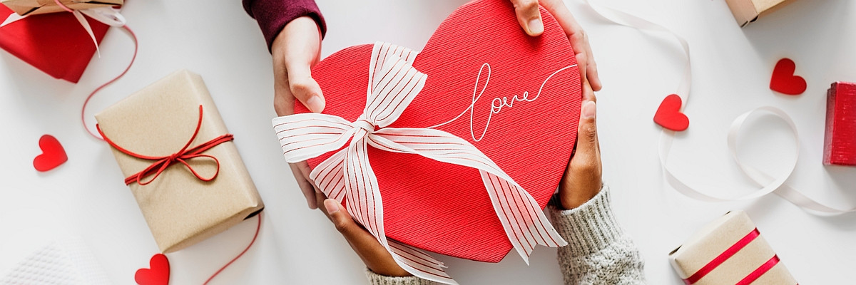 Saint Valentine Gift Ideas
 St Valentine s Day Gift Ideas