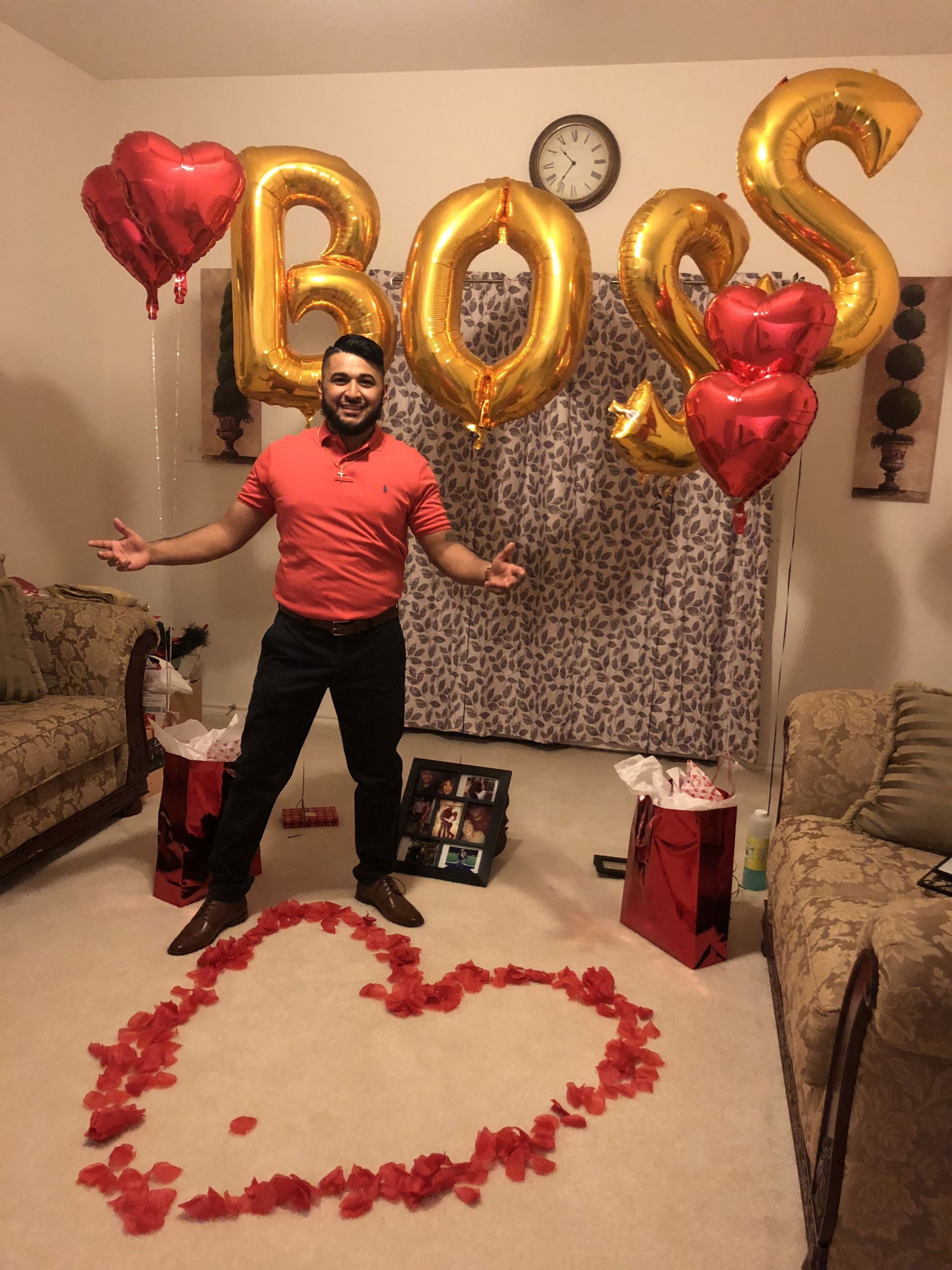 Surprise Gift Ideas For Boyfriend
 When you surprise your boyfriend for his birthday ️