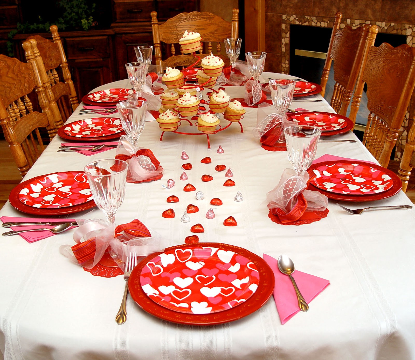 Valentine Day Dinners
 Family Valentines Dinner Idea and How To Make A Junk Bow