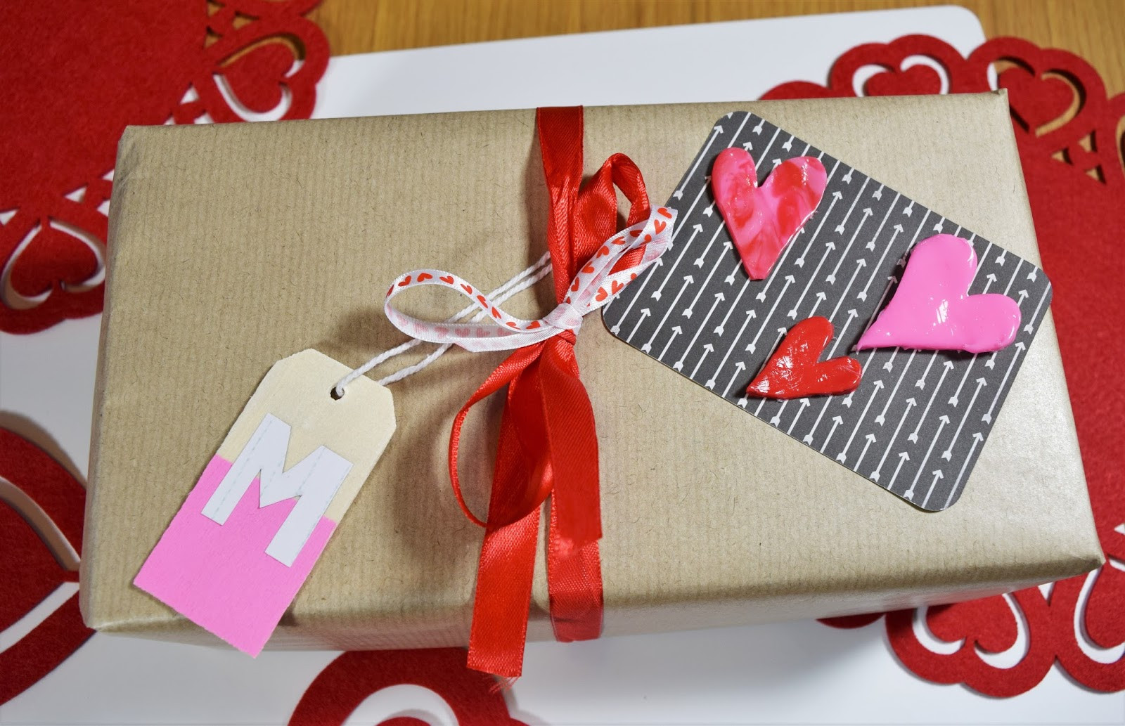 Valentine Day Gift Wrapping Ideas
 DIY VALENTINE S DAY GIFT WRAPPING A Life With Frills