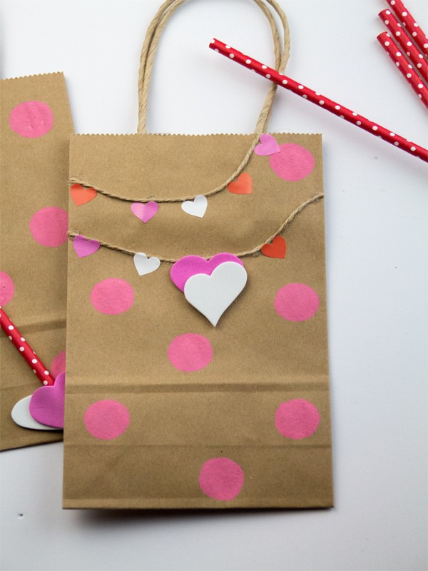 Valentine Gift Bag Ideas
 Decorate Your Own Valentines Gift Bags Southern Couture