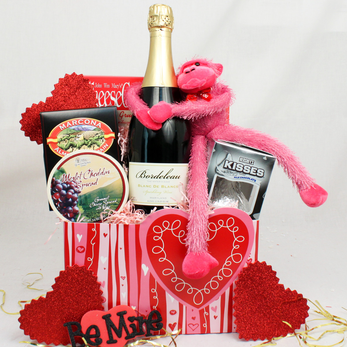 Valentine Gift Ideas
 Valentine Gift Baskets Ideas InspirationSeek