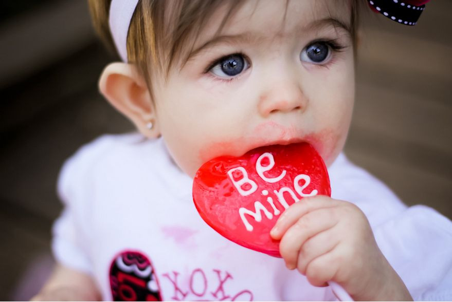 Valentine Gift Ideas For Infants
 7 adorable baby photo ideas for Valentine s Day Cool Mom