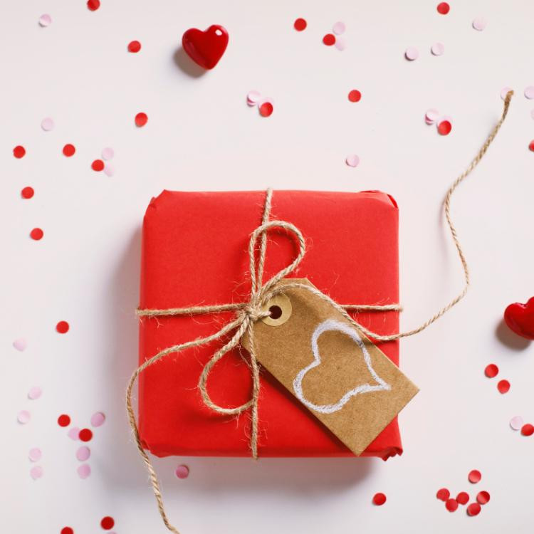 Valentine Gift Ideas Under $20
 Valentine Gift 46 Best Valentine S Gifts For Him Funny