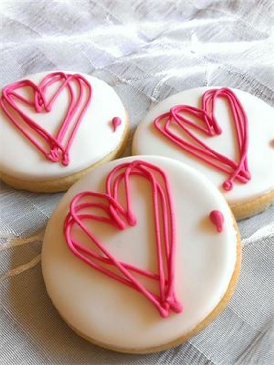 Valentine Sugar Cookies Decorating Ideas
 Creative Valentine Sugar Cookies OMG Lifestyle Blog