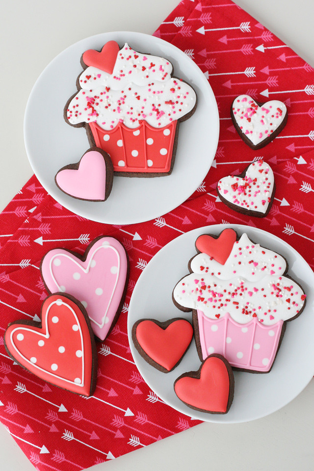 Valentine Sugar Cookies Decorating Ideas
 Cupcake Decorated Cookies Glorious Treats