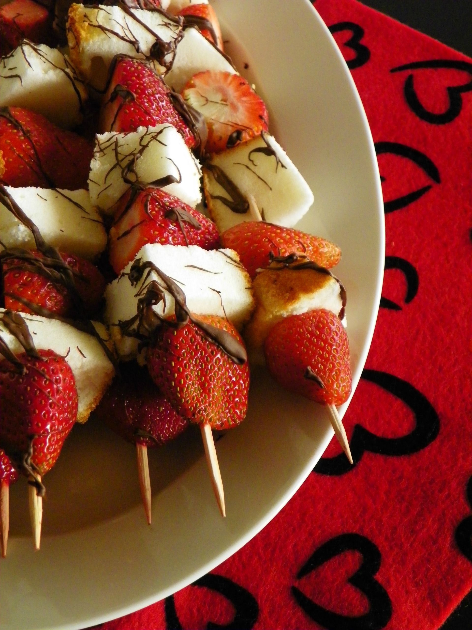 Valentine&amp;#039;s Day Dessert Ideas Lovely Quick and Easy Valentine S Day Dessert Skewers