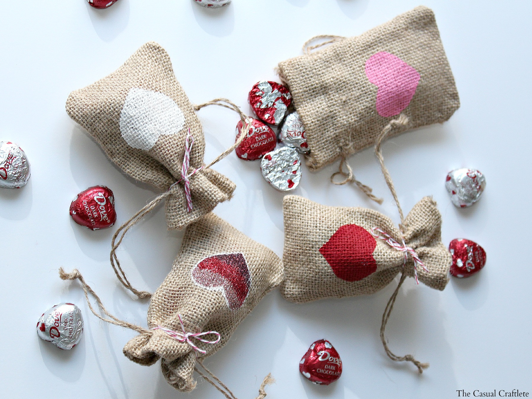 Valentine'S Day Gift Bag Ideas
 DIY Valentine s Day Burlap Gift Bags