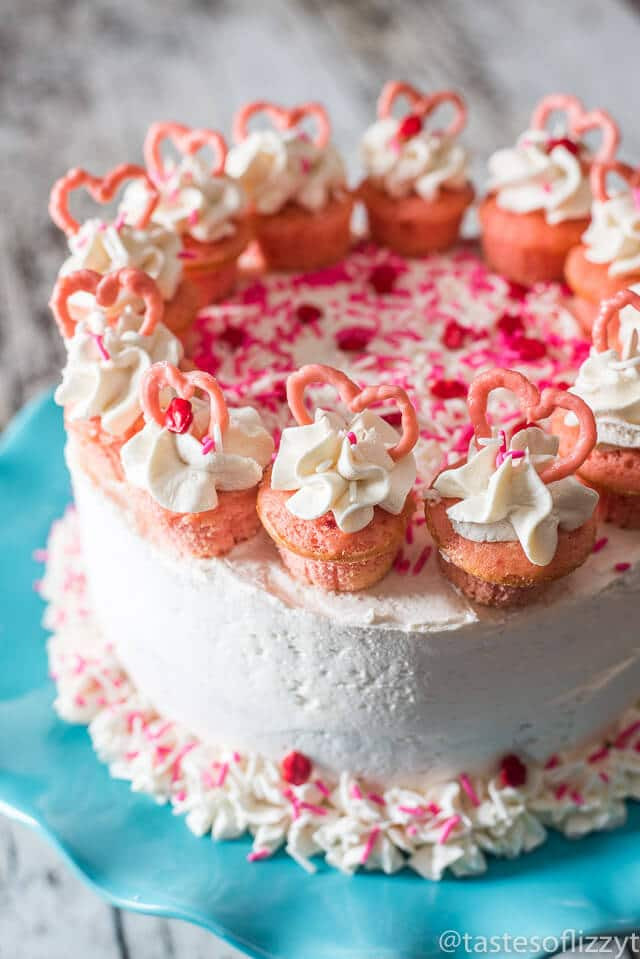 Valentines Cake Recipes Lovely Valentine Cake Easy Strawberry Flavored Cake with Mini