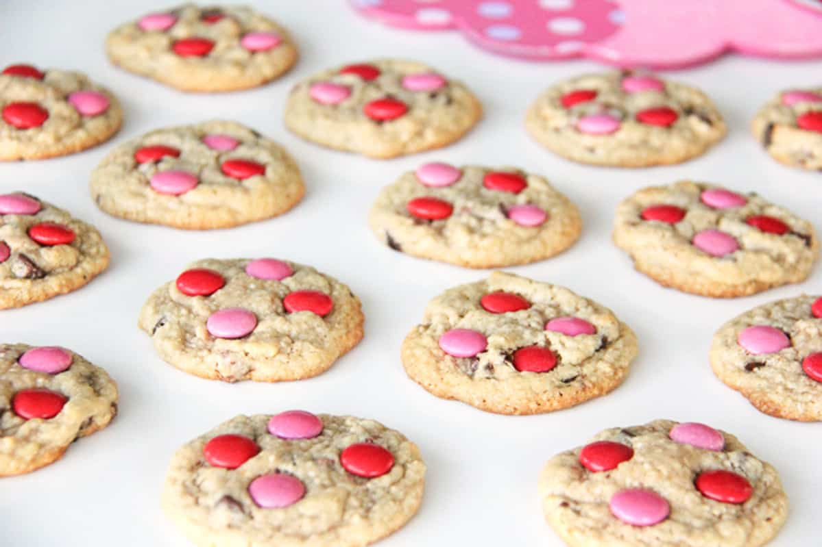 Valentines Chocolate Chip Cookies
 Valentines Day Chocolate Chip Cookies A Pretty Life In