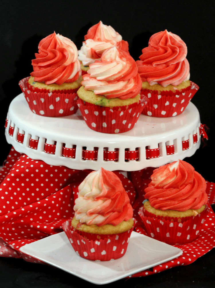 Valentines Day Cupcakes
 Red And White Vanilla Valentine’s Day Cupcakes