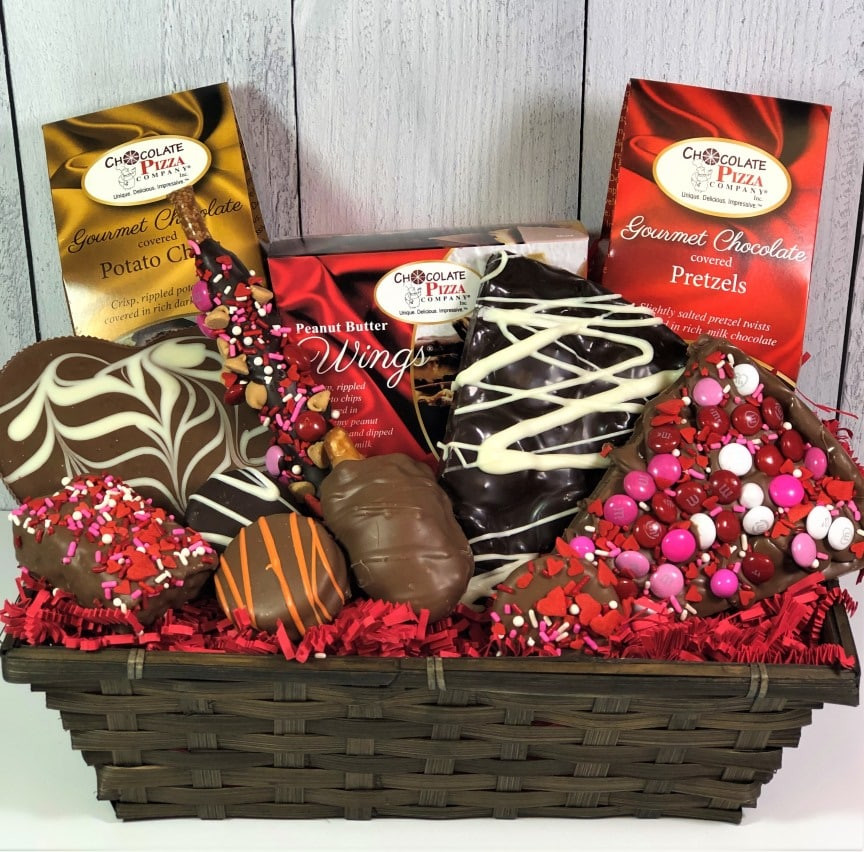 Valentines Day Gift Baskets
 Deluxe Valentine s Gift Basket Chocolate Pizza