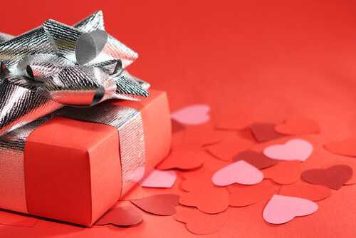 Valentines Day Gift Ideas For Parents
 10 Last Minute Valentine’s Day Gifts for Parents