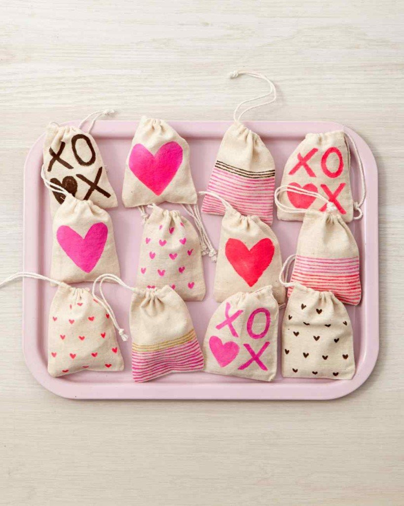 Valentines Gift Bag Ideas
 40 Creative Valentine s Day Craft Ideas and Sweet Treats