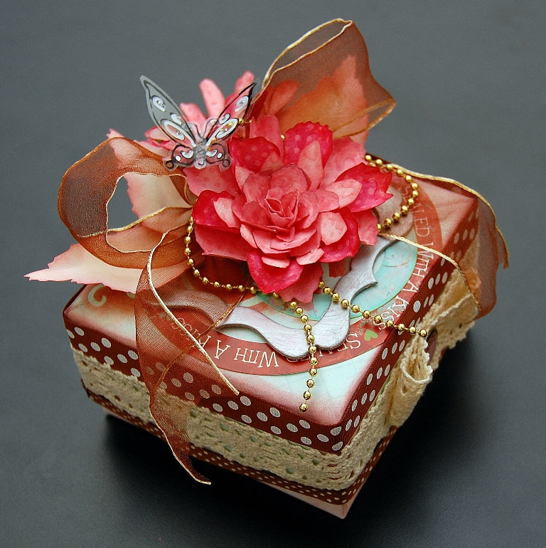 Valentines Gift Box Ideas
 Scrapperlicious Valentine Gift Box