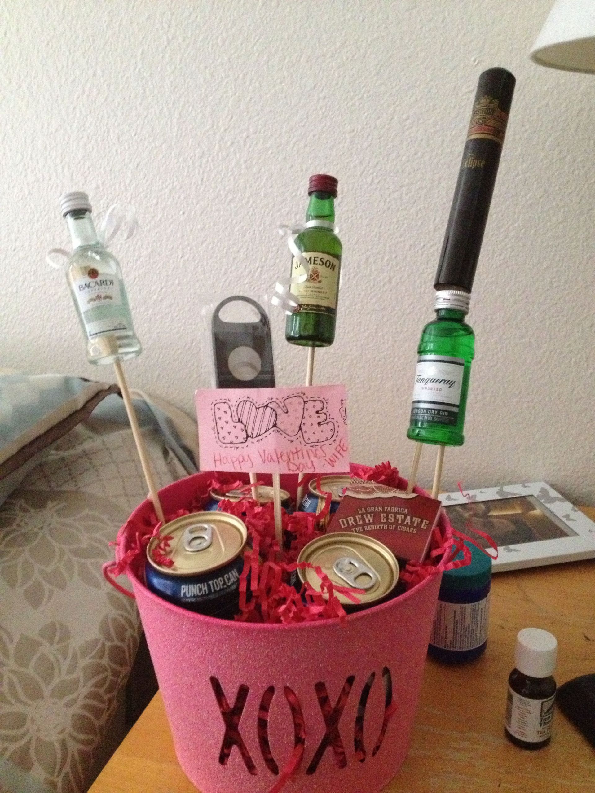 Valentines Gift Ideas For My Husband
 I would do this in Christmas a theme t for husband