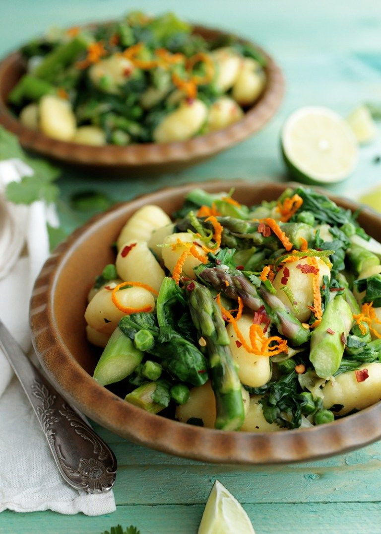 Vegan Easter Dinner Recipe
 e Pot Asparagus and Spinach Gnocchi