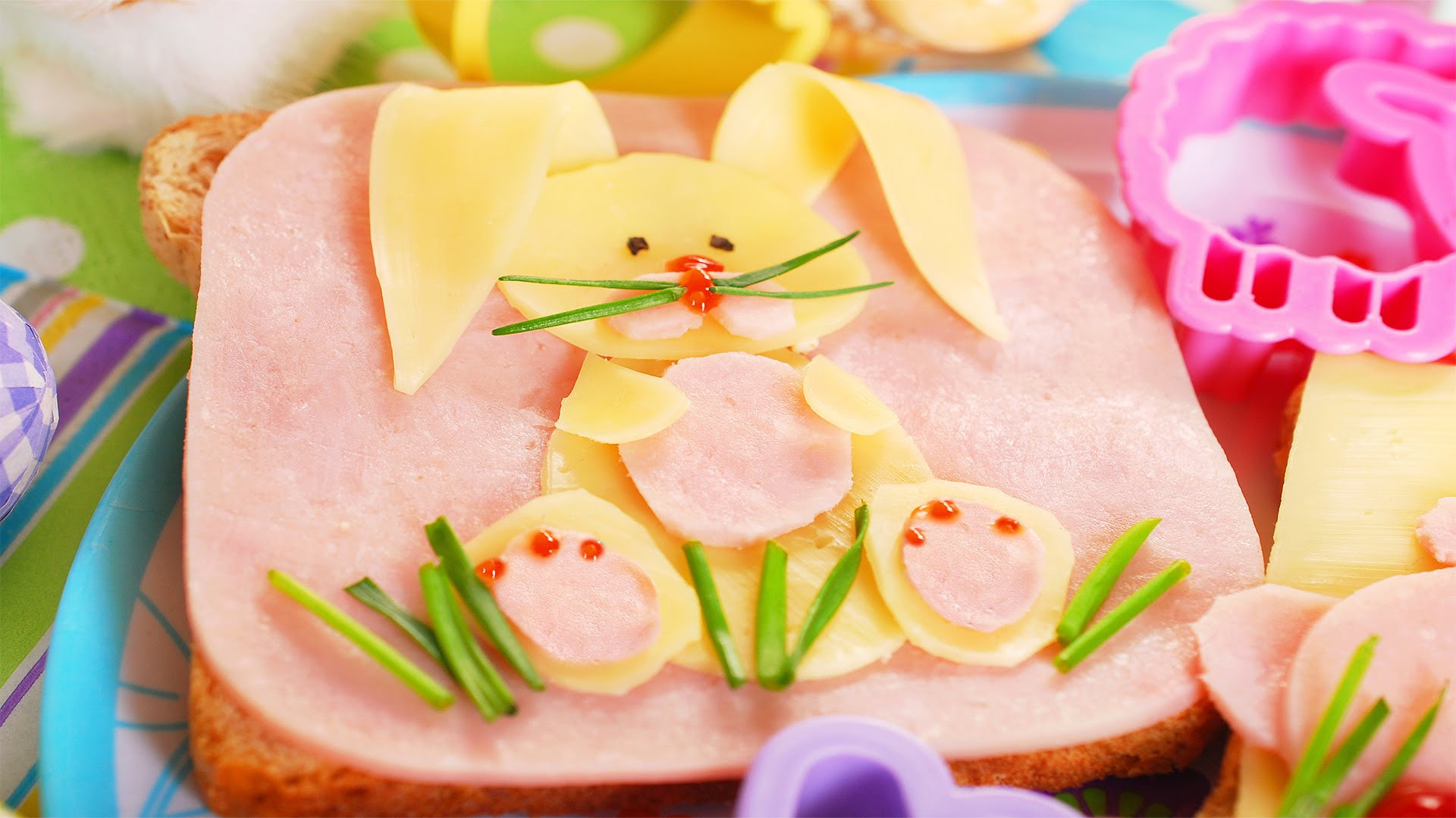Why Ham For Easter
 Why is Ham Traditionally Eaten on Easter